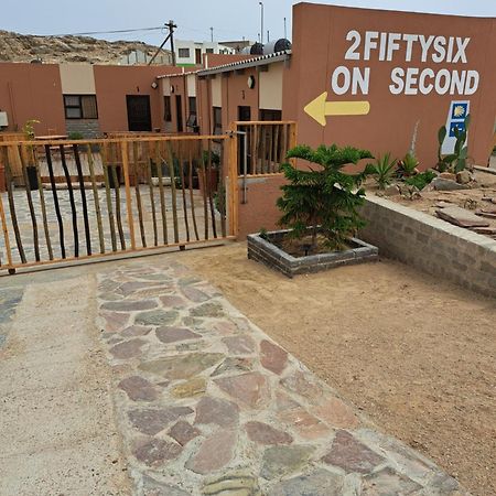 뤼데리츠 2Fiftysix On Second 아파트 외부 사진